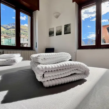 The House Of Signs - Rock Engravings * Capo di Ponte