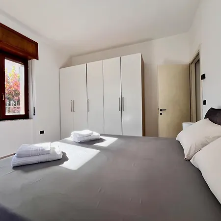 The House Of Signs - Rock Engravings * Capo di Ponte